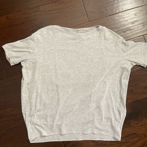 Lululemon Casual Gray T-Shirt